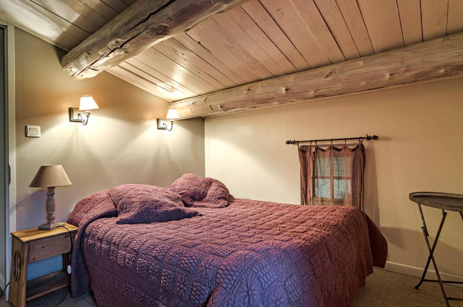 Les Maisons De Chante Oiseau Sigonce Room photo